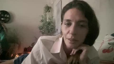 Snapshot of shydevil11 chatting on September 14, 2025, 9:52 am Trex online show from September 14, 2025, 9:52 am