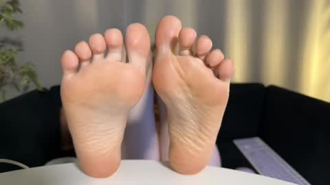 Amelia online show from February 13, 2025, 10:00 pm