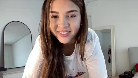 Snapshot of shysashy chatting on January 24, 2025, 10:41 pm Sasha online show from January 24, 2025, 10:41 pm