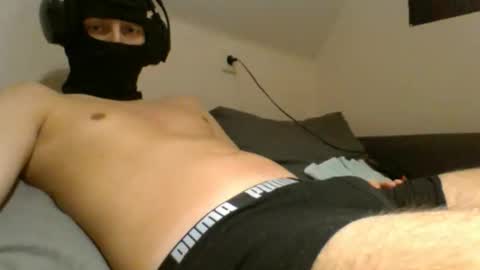 Snapshot of shzviper chatting on January 6, 2026, 5:16 pm shzviper online show from January 6, 2026, 5:16 pm