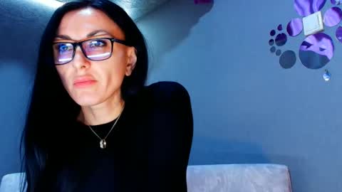 Siaconna online show from March 3, 2026, 5:57 am