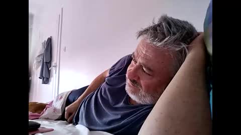 Snapshot of sibemolx chatting on October 16, 2025, 1:23 pm sibemolx online show from October 16, 2025, 1:23 pm