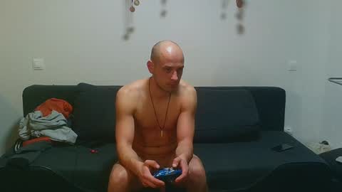 Snapshot of sicon_69 chatting on December 24, 2024, 12:44 am Devil online show from December 24, 2024, 12:44 am