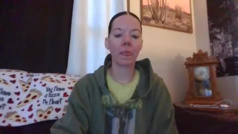 Snapshot of sidneyraee chatting on February 16, 2026, 6:59 pm Mrs. St. Patrickk online show from February 16, 2026, 6:59 pm