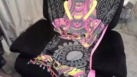 sidnney online show from December 3, 2025, 4:31 am