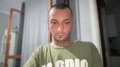 sidvicious23cm online show from September 22, 2025, 7:49 pm