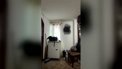 sienna_glow online show from February 11, 2026, 12:32 pm