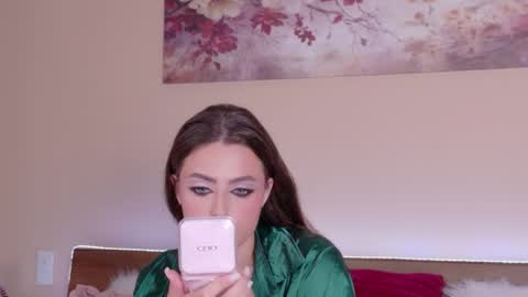 sienna_voss online show from April 3, 2026, 8:51 pm