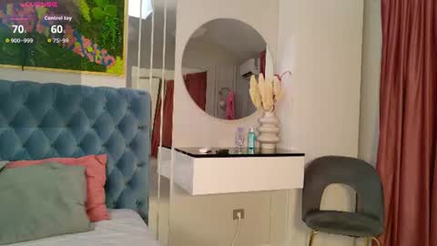 Sienna online show from June 24, 2026, 11:42 am
