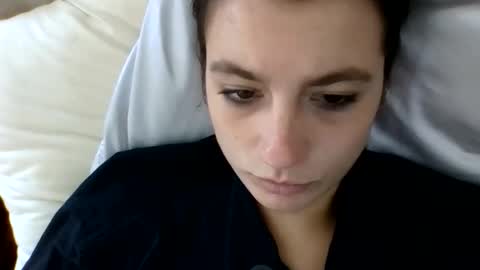 sierranovaa online show from April 1, 2026, 9:23 pm