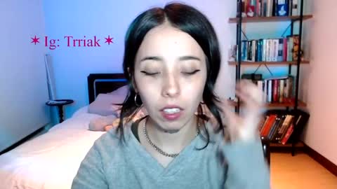 silkbite online show from April 21, 2026, 1:53 am