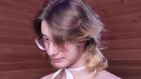 Snapshot of silva_tailll chatting on April 28, 2026, 3:06 pm silva online show from April 28, 2026, 3:06 pm