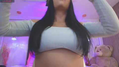 SIlvana  online show from January 7, 2025, 12:41 pm