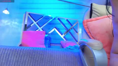 SIlvana  online show from February 1, 2025, 6:51 pm