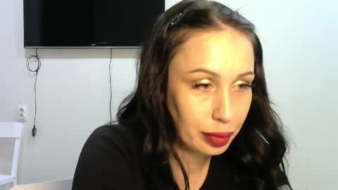 silver_still online show from April 15, 2026, 5:42 pm