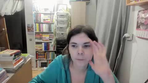 silvercaramel online show from November 1, 2025, 2:13 am