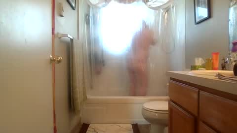 silverdragon70 online show from September 28, 2025, 8:25 pm