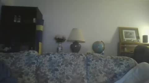 silverfunfox online show from December 15, 2025, 10:19 am