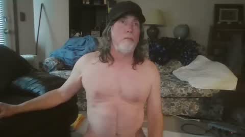 Snapshot of silverfunfox chatting on February 1, 2026, 8:29 pm silverfunfox online show from February 1, 2026, 8:29 pm