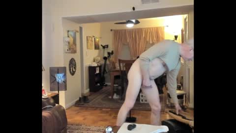 Snapshot of silverw329 chatting on January 19, 2025, 5:15 am SilverW329 online show from January 19, 2025, 5:15 am