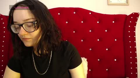 silvia_ls online show from December 19, 2024, 9:49 pm