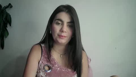 Snapshot of silviecollins chatting on February 13, 2025, 8:34 pm Silvie online show from February 13, 2025, 8:34 pm