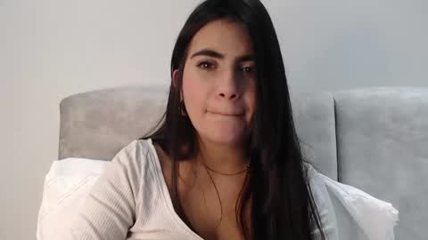 Snapshot of silviecollins chatting on October 29, 2025, 1:30 am Silvie online show from October 29, 2025, 1:30 am