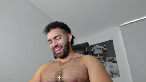 Snapshot of simon_leon01 chatting on April 27, 2026, 9:24 pm simon_leon01 online show from April 27, 2026, 9:24 pm