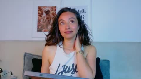 simone_feral online show from June 16, 2026, 11:46 am