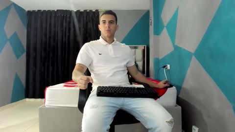 SIMON KELER online show from December 30, 2024, 2:20 am