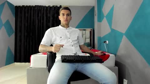 SIMON KELER online show from December 30, 2024, 11:28 pm