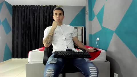 SIMON KELER online show from January 6, 2025, 7:42 am