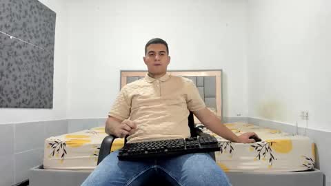 SIMON KELER online show from January 18, 2026, 12:14 am