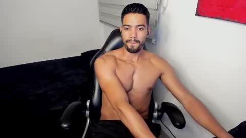 Snapshot of simple_guyy chatting on June 17, 2026, 4:26 am Andrey online show from June 17, 2026, 4:26 am