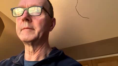 Snapshot of simplyasubmissive chatting on March 9, 2026, 10:08 am simplyasubmissive online show from March 9, 2026, 10:08 am