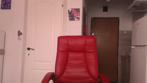 simyhvn online show from March 16, 2026, 9:24 am