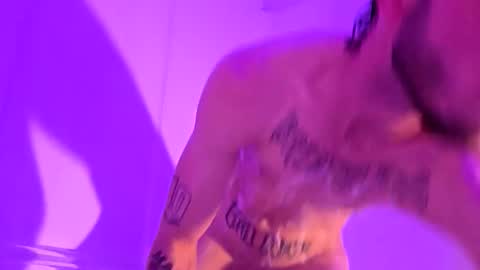 XXStwinkXXLhole online show from December 17, 2025, 11:55 pm