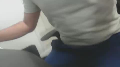 Snapshot of sineley chatting on December 16, 2025, 8:36 pm sineley online show from December 16, 2025, 8:36 pm