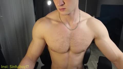 Richard online show from November 17, 2025, 5:52 pm