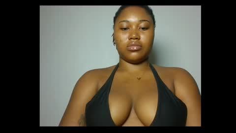 Snapshot of sinfultemptx chatting on February 28, 2026, 11:28 pm Zanele online show from February 28, 2026, 11:28 pm