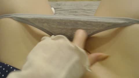 Lina online show from November 26, 2025, 8:37 am