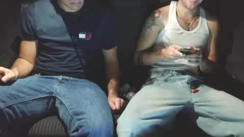 Snapshot of sinvi1915 chatting on November 3, 2025, 5:25 pm sinvi1915 online show from November 3, 2025, 5:25 pm