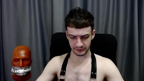 Sir Damien online show from April 8, 2026, 8:42 pm