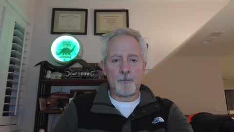 Snapshot of sir_lust_alot chatting on January 28, 2025, 1:29 am Don Roberto online show from January 28, 2025, 1:29 am