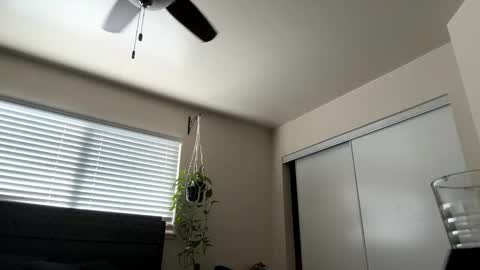 sirbubblesworth online show from March 21, 2026, 12:15 am