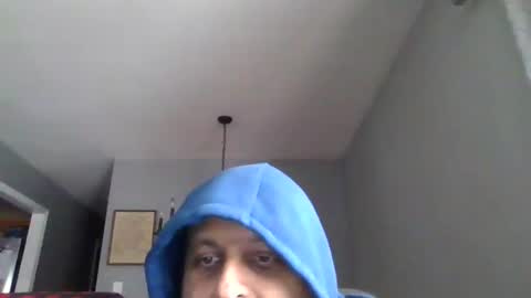 Snapshot of sirmike80 chatting on March 7, 2025, 3:07 pm SirMike80 online show from March 7, 2025, 3:07 pm