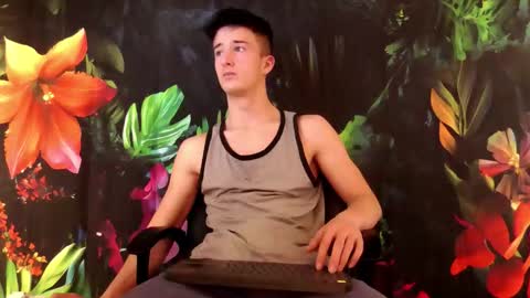 SirReedy online show from November 23, 2025, 4:01 am