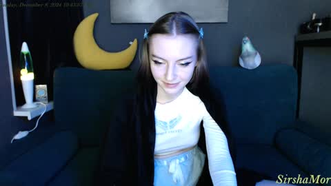 Snapshot of sirshamor chatting on December 8, 2024, 7:43 pm SirshaMor online show from December 8, 2024, 7:43 pm