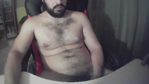 sissy_bear_ online show from June 30, 2026, 5:58 pm