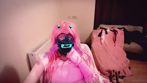 Snapshot of sissy_lolabunny chatting on October 31, 2025, 12:33 am sissy_lolabunny online show from October 31, 2025, 12:33 am